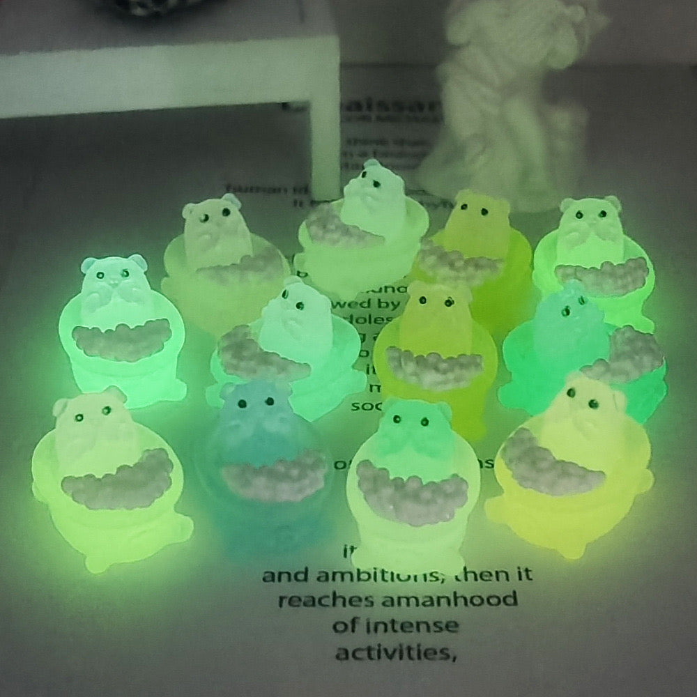 Luminous Bath Piggy Charms