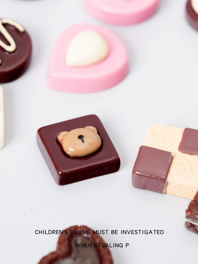 Black and White Chocolate Model Toy House Accessories DIY
