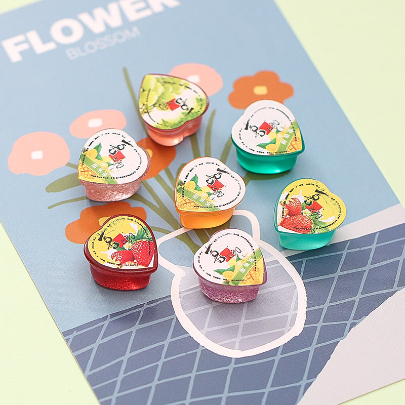 20pcs / Compilations Three-dimensional HEYTEA Portable Cup DIY Small Toy Car Micro Convenience Store