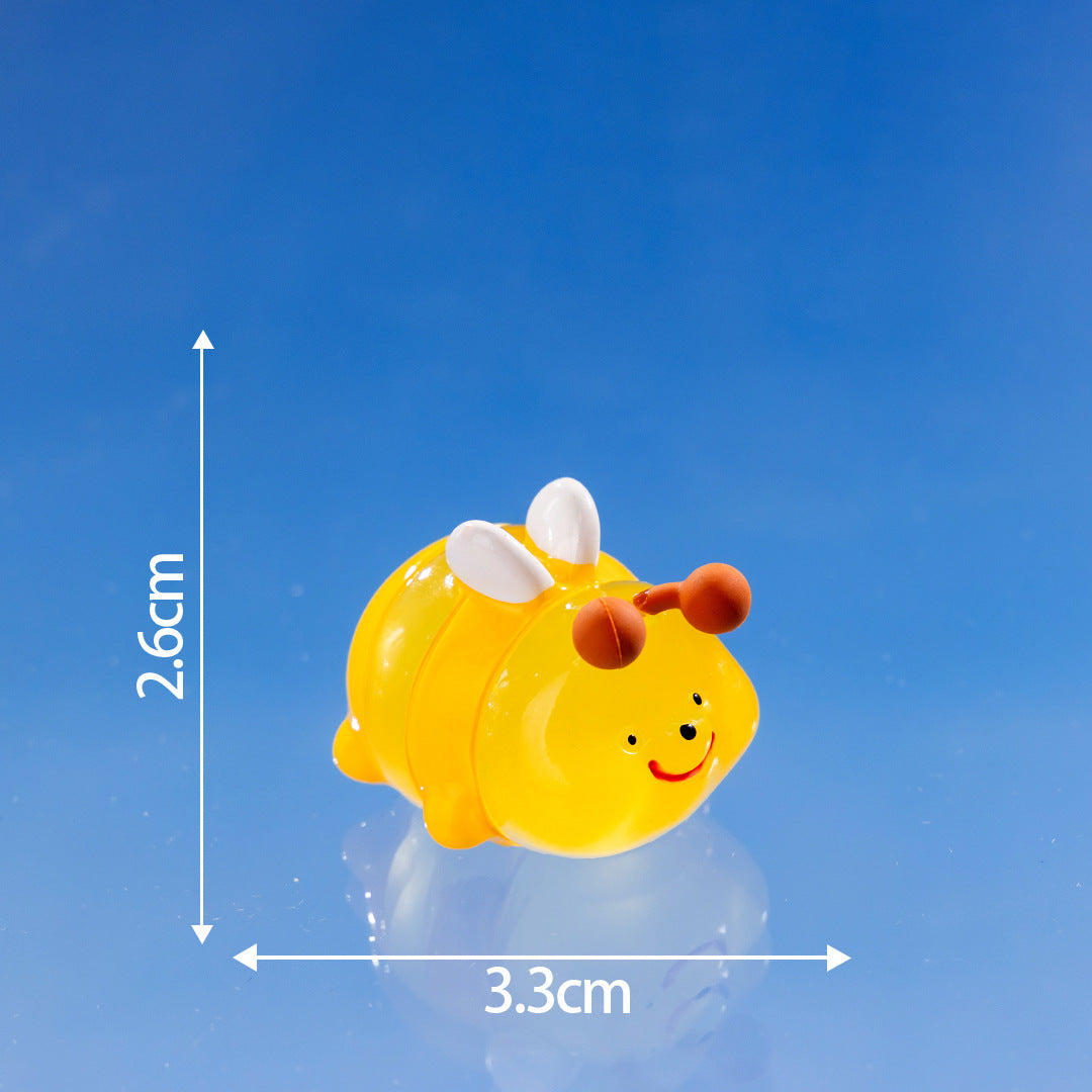 10pcs/4cm Luminous Bee DIY Resin Small Ornament Pendant Desktop Car Decoration