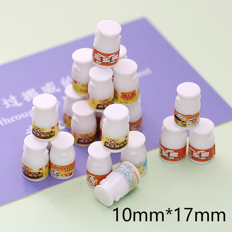 20pcs / Compilations Three-dimensional HEYTEA Portable Cup DIY Small Toy Car Micro Convenience Store