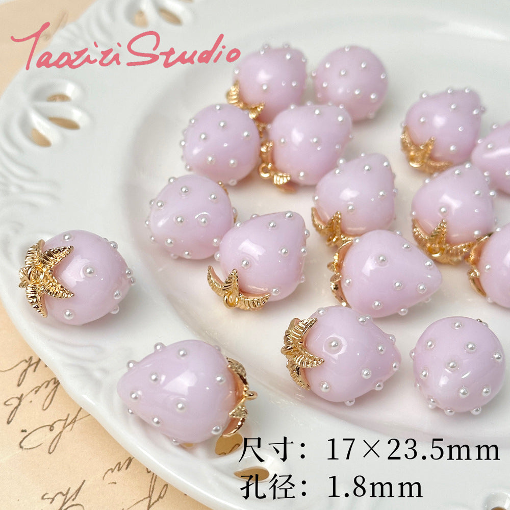 5pcs / Resin strawberry pendant loose beads DIY handmade