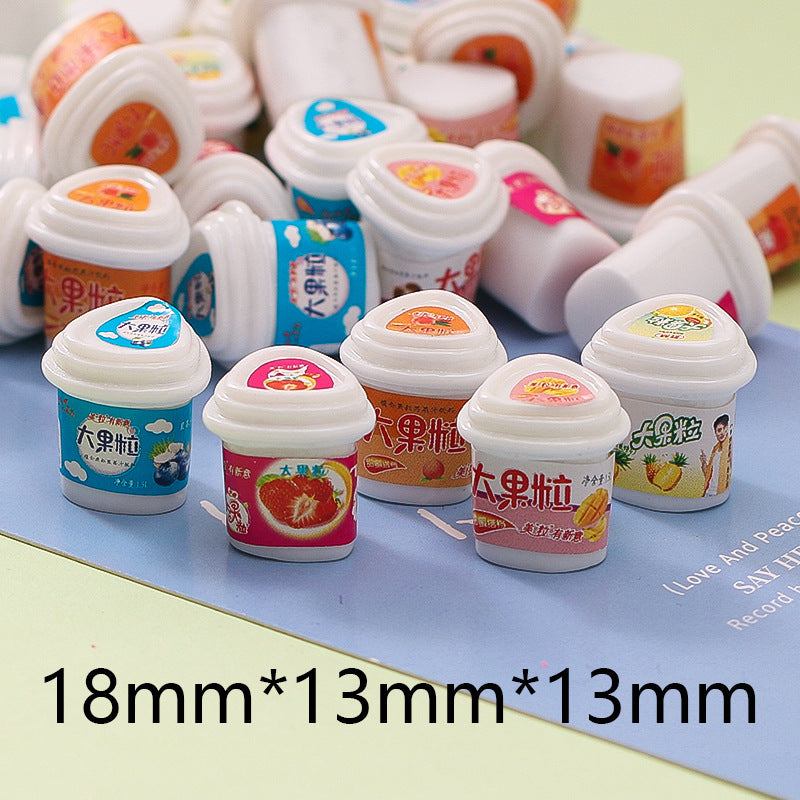 20pcs / Compilations Three-dimensional HEYTEA Portable Cup DIY Small Toy Car Micro Convenience Store