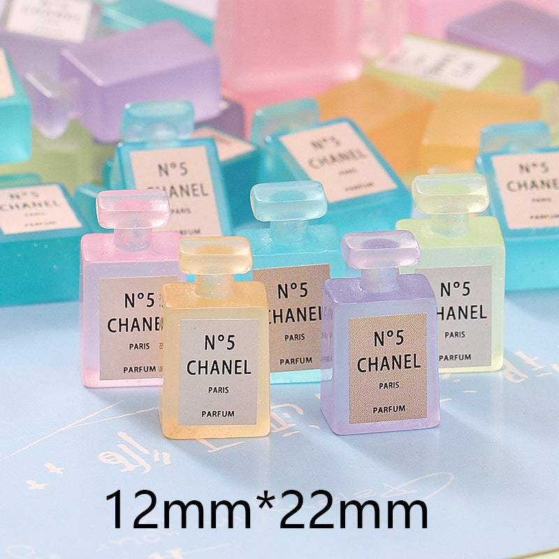 20pcs / Compilations Three-dimensional HEYTEA Portable Cup DIY Small Toy Car Micro Convenience Store