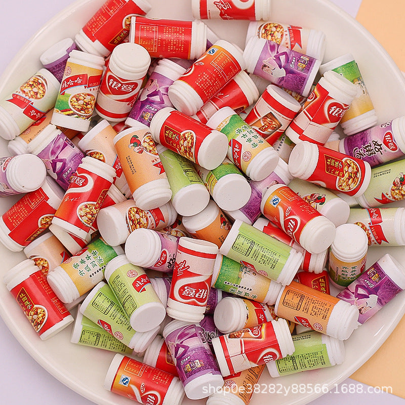 20pcs / Compilations Three-dimensional HEYTEA Portable Cup DIY Small Toy Car Micro Convenience Store
