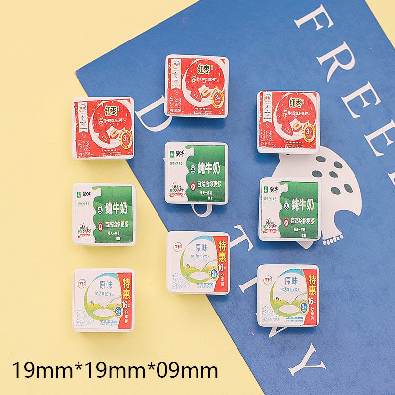 20pcs / Compilations Three-dimensional HEYTEA Portable Cup DIY Small Toy Car Micro Convenience Store