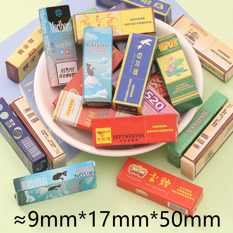 20pcs / Compilations Three-dimensional HEYTEA Portable Cup DIY Small Toy Car Micro Convenience Store
