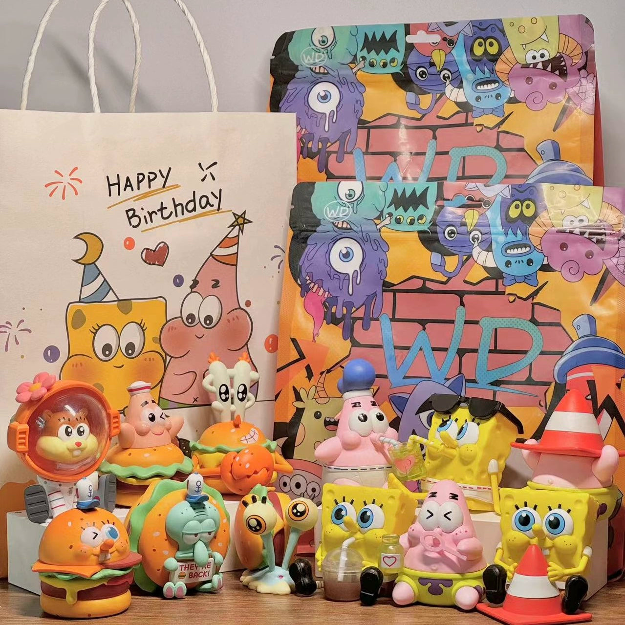 SpongeBob SquarePants Delicious Crab Burger Cartoon Cute Figure Toy Tabletop Ornament Decorative Gift