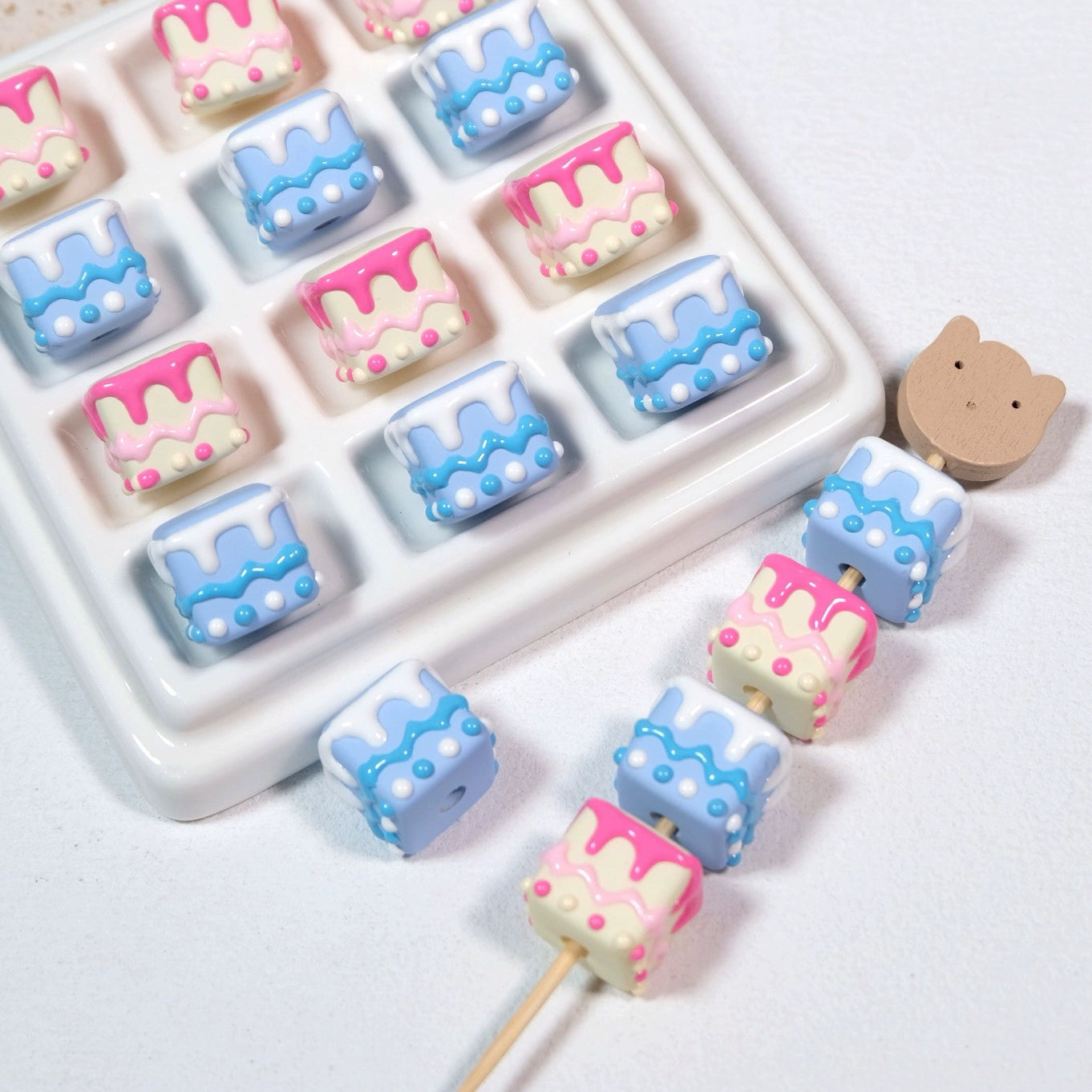 Hand-painted Beads For A Square Cake