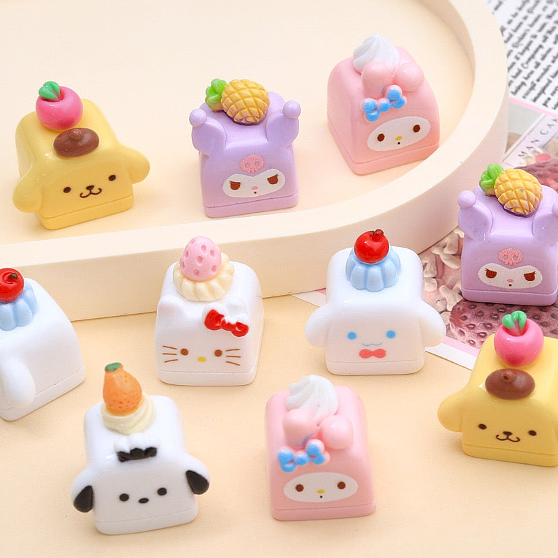 Cartoon Sanrio Fruit Cakes