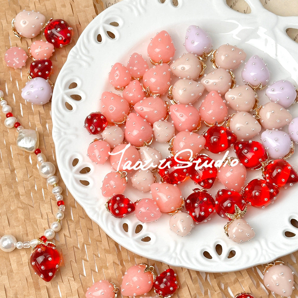 5pcs / Resin strawberry pendant loose beads DIY handmade