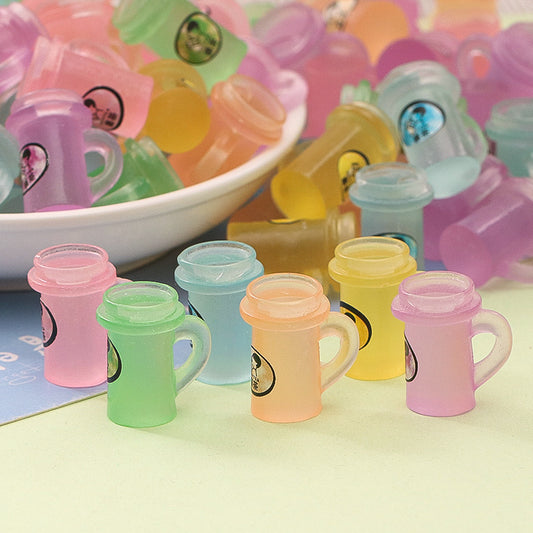 20pcs / Compilations Three-dimensional HEYTEA Portable Cup DIY Small Toy Car Micro Convenience Store