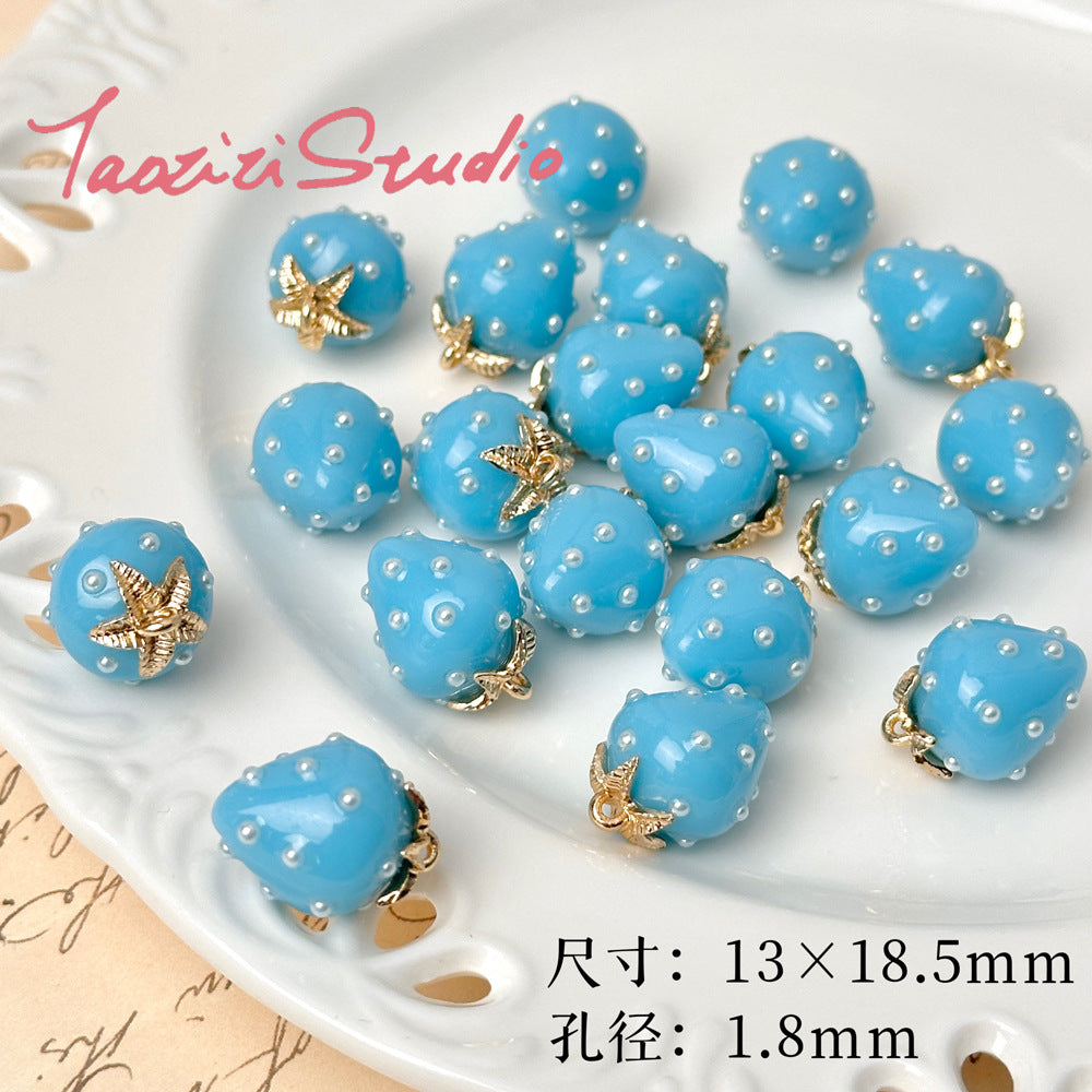 5pcs / Resin strawberry pendant loose beads DIY handmade