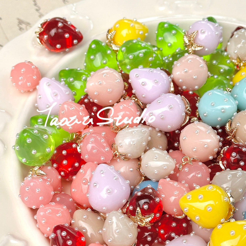 5pcs / Resin strawberry pendant loose beads DIY handmade