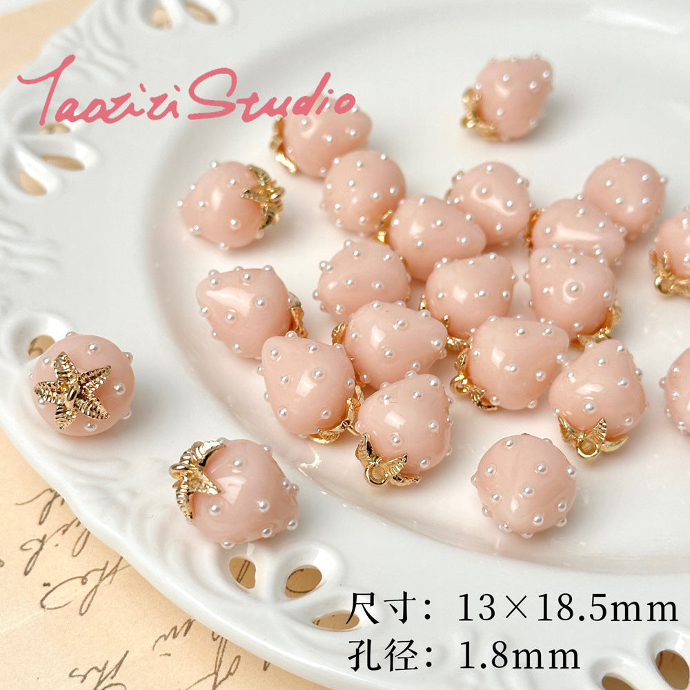 5pcs / Resin strawberry pendant loose beads DIY handmade