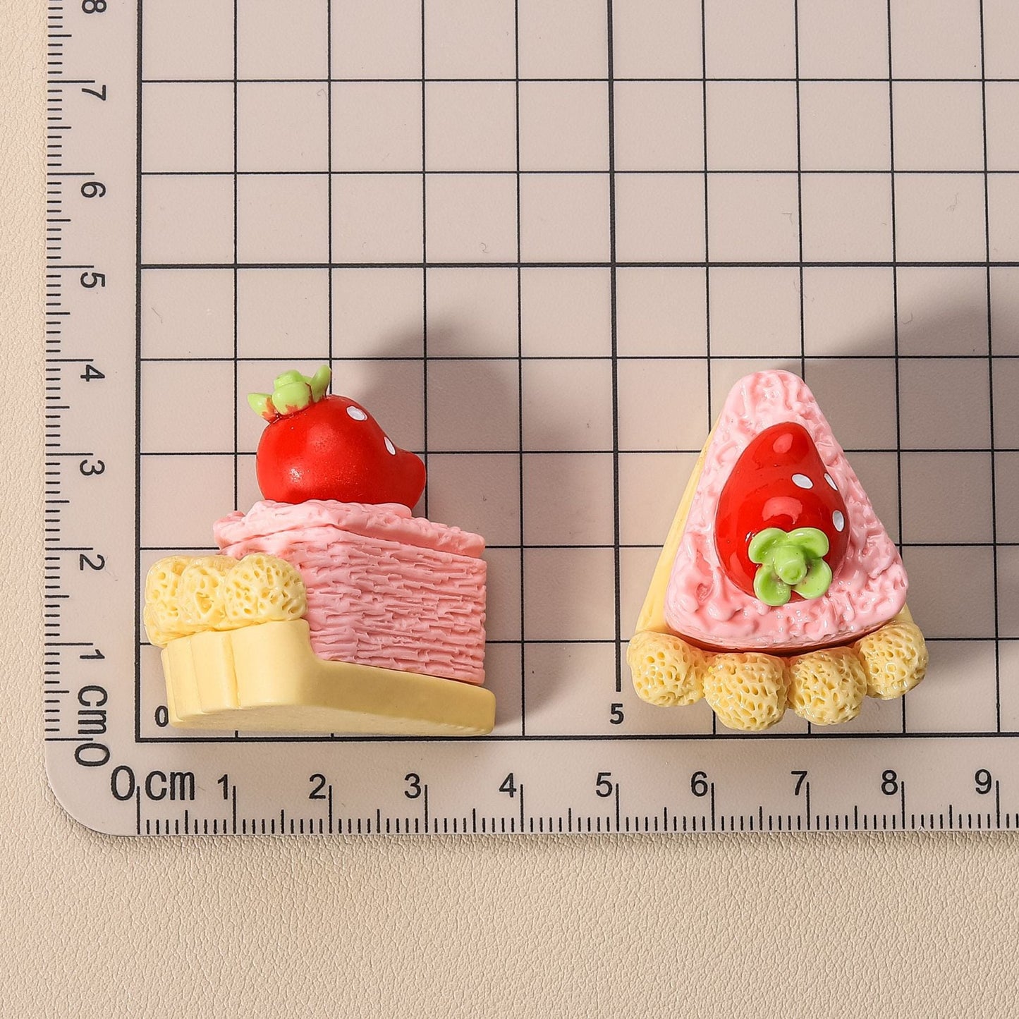 10 PCS Cartoon Resin Charms