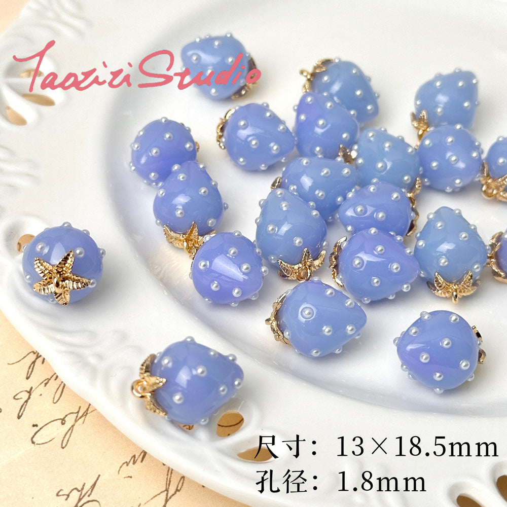 5pcs / Resin strawberry pendant loose beads DIY handmade