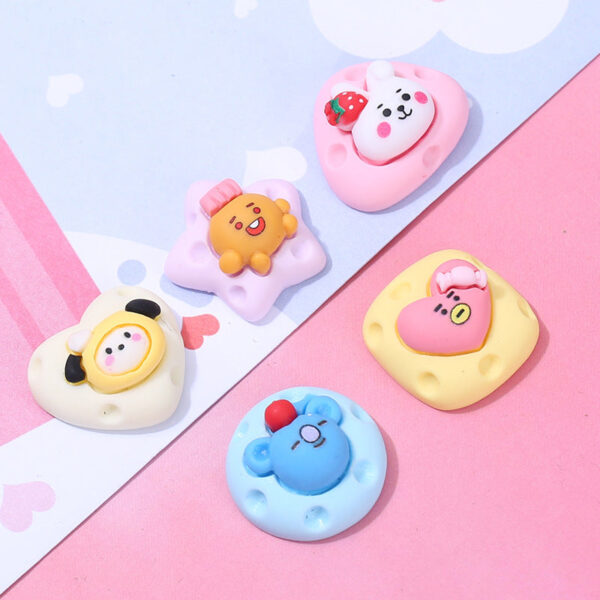 BT21 Cartoon Charm