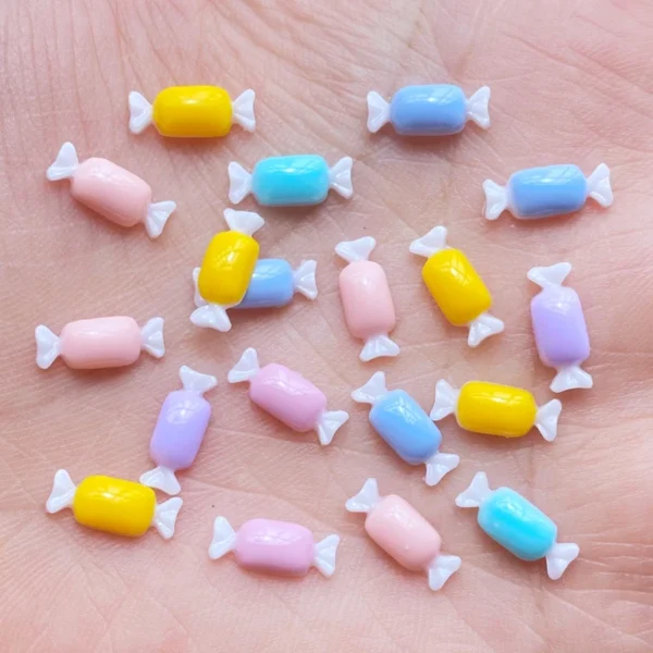 100Pcs Nail Art Accessories Resin Cute Mini Candy Fashion 3D Fingernail DIY Jewelry/Hairwear Making Decoration