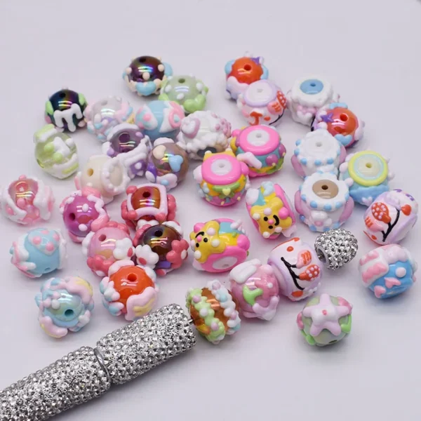 10pcs/bag Acrylic Beads Fashion Hand Drawn Cartoon Painting Loose Beaded DIY Handmade DIY Bracelets Mobile phone chain Bead Pen