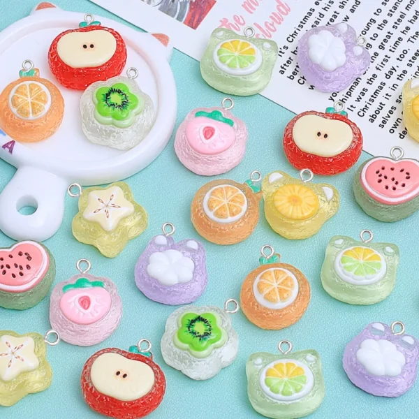 20pcs Ice-transparent cartoon mini refreshing fruit resin pendant diy Charm making for Earring Phone case decoration accessories