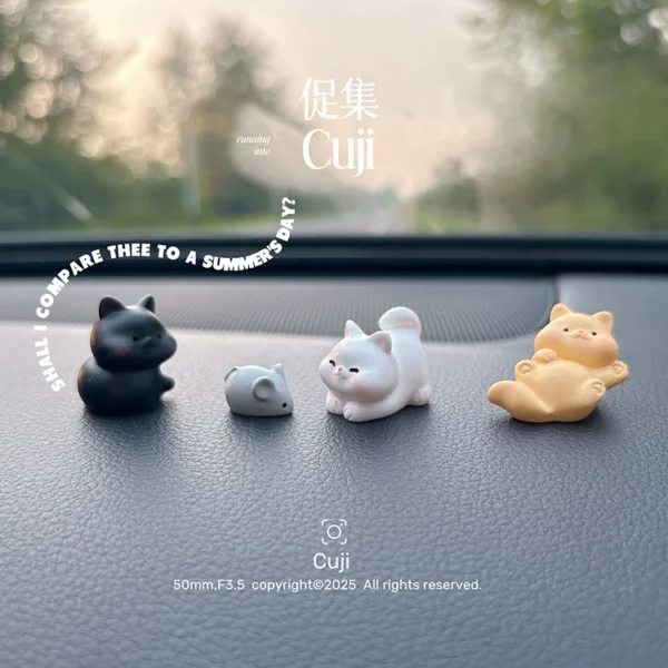 Cute cat and mouse car center console screen standing considerate interior supplies decorative table ornaments electric car stickers