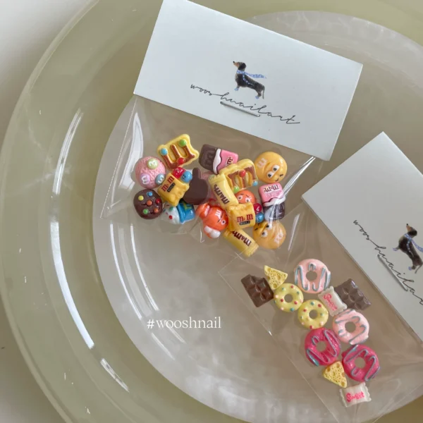 Woosh nail manicure accessories cute food bread chocolate food play three-dimensional decorative donut mm beans