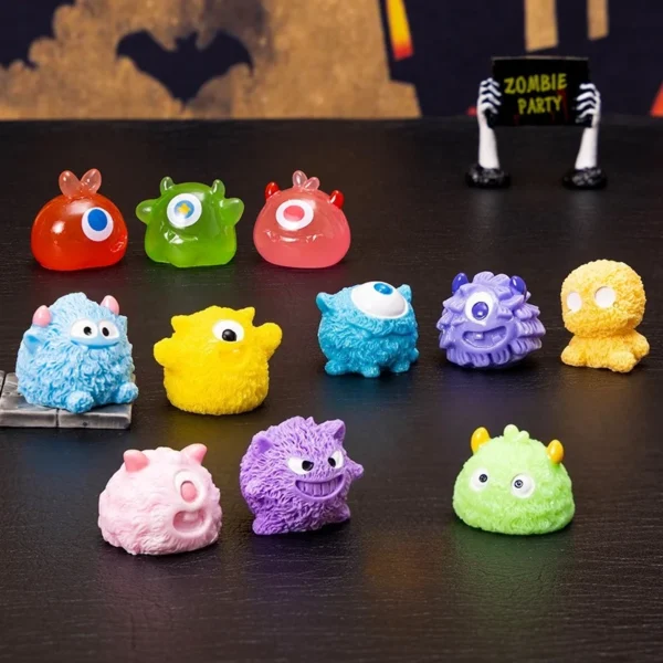 11PCS Mini Resin Ornaments Simulation Animal Doll Home Desktop Car Interior Decorative Ornaments DIY Micro Landscape Ornaments